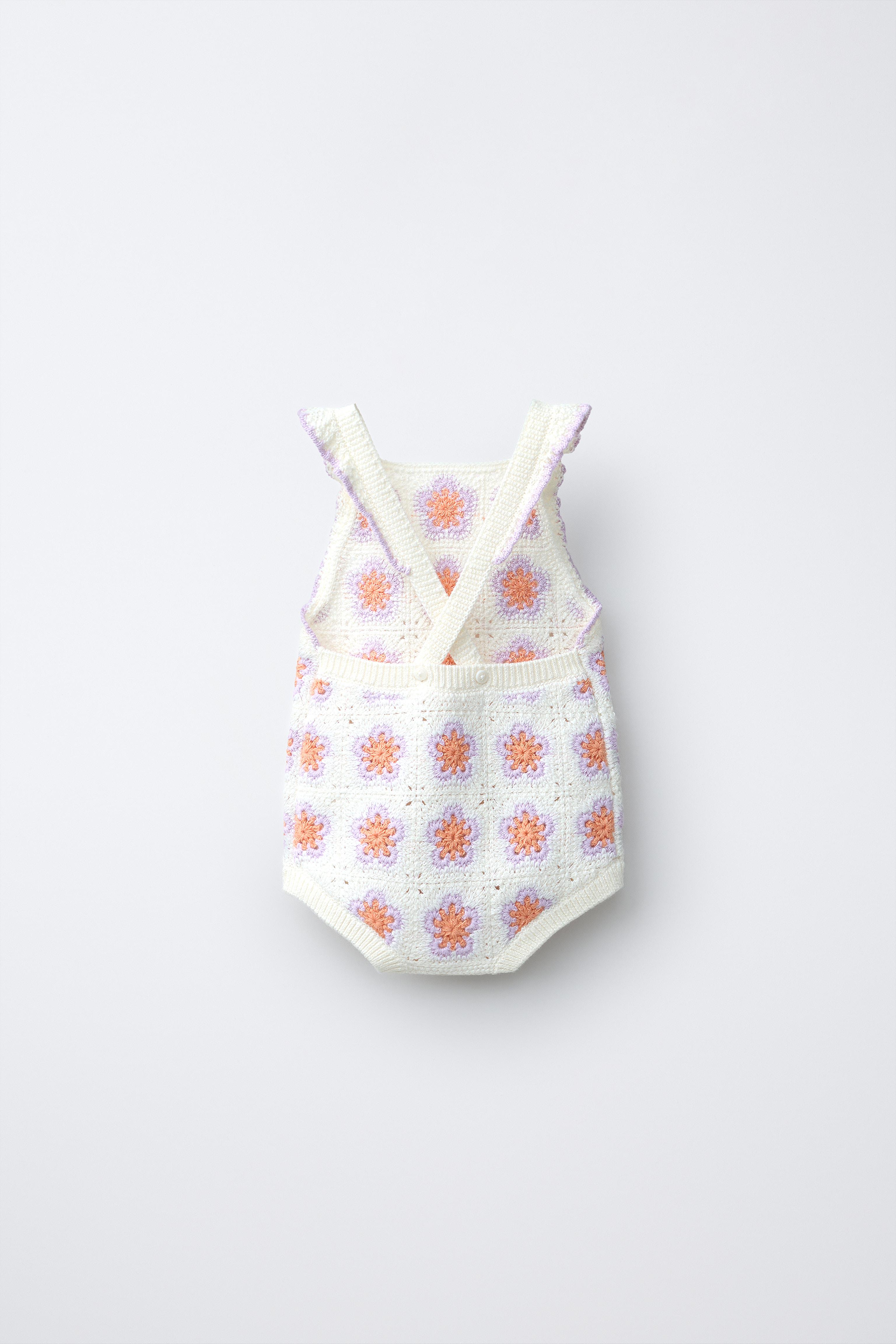 CROCHETED FLOWER KNIT ROMPER